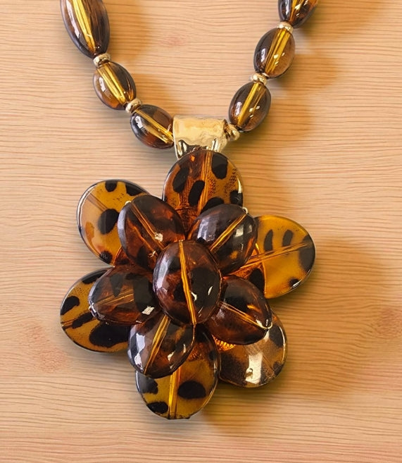 Chunky Tortoise Shell Bead Flower Statement Necklace | Boho